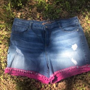 arizona jean shorts very bohemian
